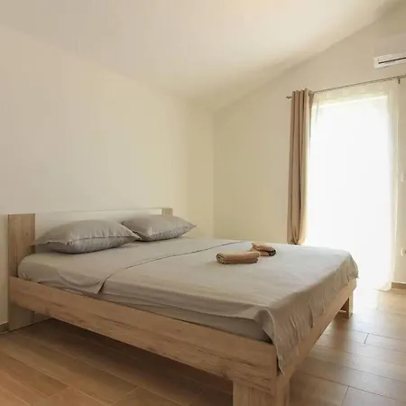 Seve Ii Comfortable Holiday Сasa de vacaciones Pula