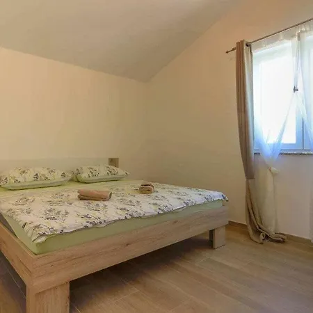 Seve Ii Comfortable Holiday Pula